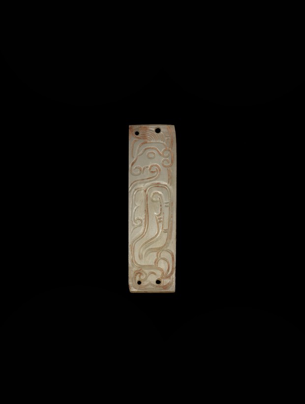 A WHITE JADE ORNAMENT