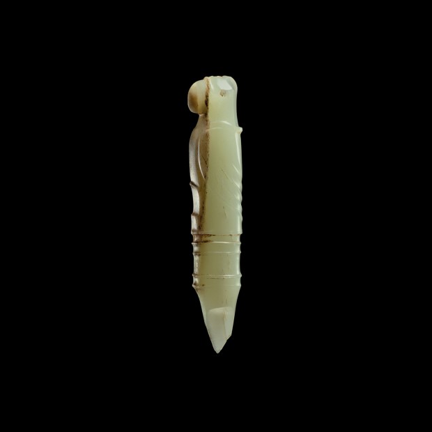 A NEOLITHIC JADE ‘EAGLE’ HAIR ORNAMENT (JI)